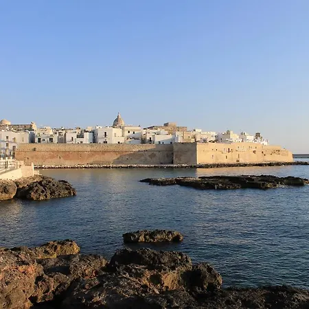 Couette-café Albachiara 3*