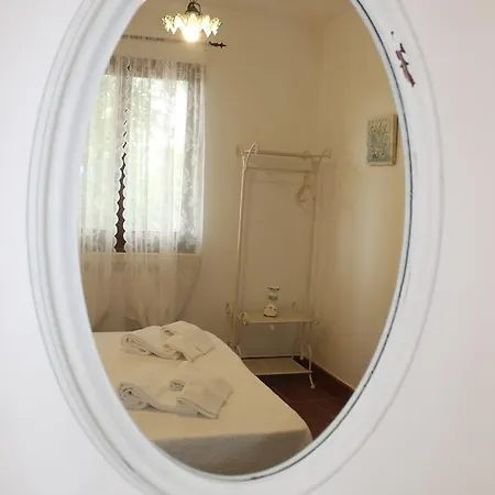 Couette-café Albachiara 3*