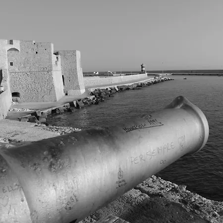 Albachiara فندق مبيت وإفطار 3*